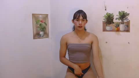 dy_namite online show from May 1, 5:51 pm