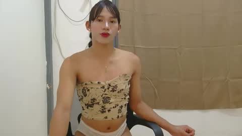 Snapshot of dy_namite chatting on October 6, 5:31 pm dy_namite online show from October 6, 5:31 pm