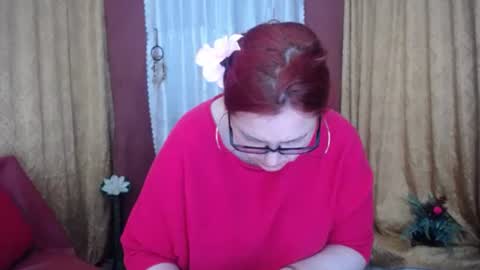 Dyanne online show from March 1, 11:42 pm