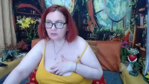 Dyanne online show from July 6, 8:00 pm