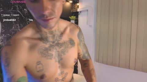 D Y L A N online show from June 15, 3:42 am
