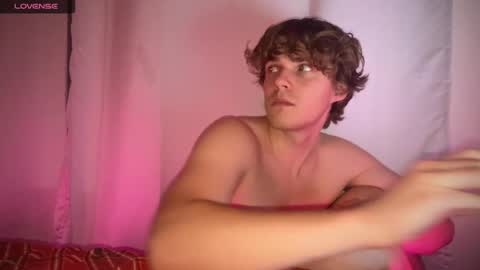 Snapshot of dymonted chatting on January 19, 6:09 am dymonted online show from January 19, 6:09 am