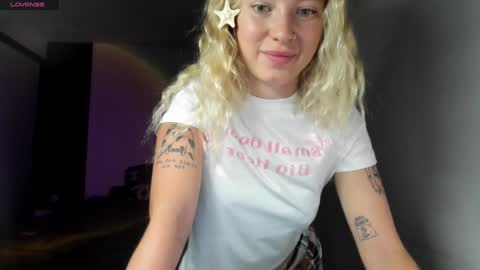 fansly - yourbestbaby online show from December 22, 3:11 am