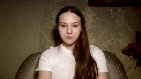 Yuni online show from April 27, 4:48 pm
