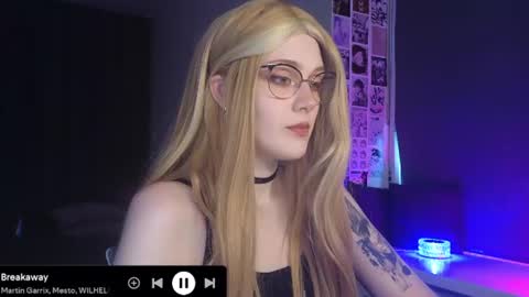 Madame online show from July 25, 3:54 pm
