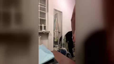 French Guy online show from May 26, 9:21 pm