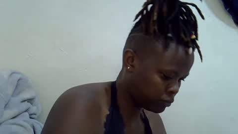 ebony_cuttey30 online show from July 12, 1:03 pm