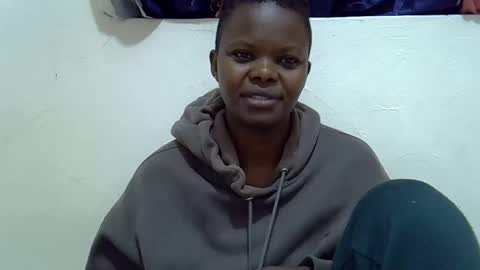 ebony_cuttey30 online show from December 15, 5:47 am