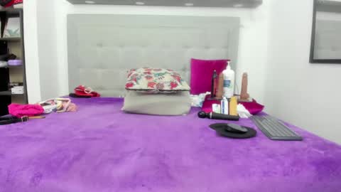 linda online show from September 14, 2:51 pm