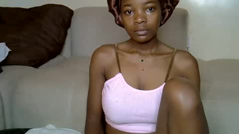 ebony_j online show from March 12, 7:23 am