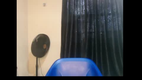 Queen online show from July 25, 9:29 am
