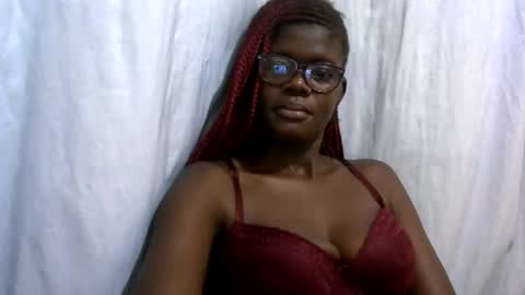 ebonybloom01 online show from October 23, 7:37 pm