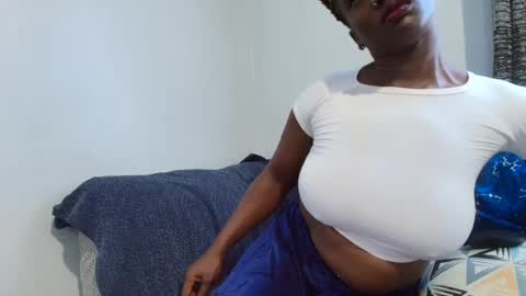 Ebony Melanie online show from August 5, 4:31 am