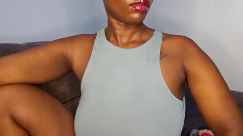 Ebony Melanie online show from November 25, 11:03 pm