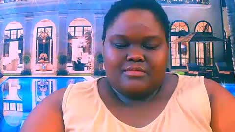 ebonyhotbuns4u2luv online show from June 18, 5:24 am