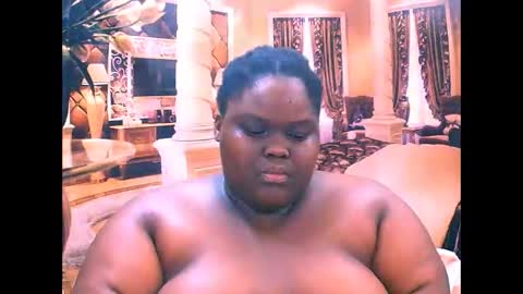 ebonyhotbuns4u2luv online show from January 14, 7:11 pm