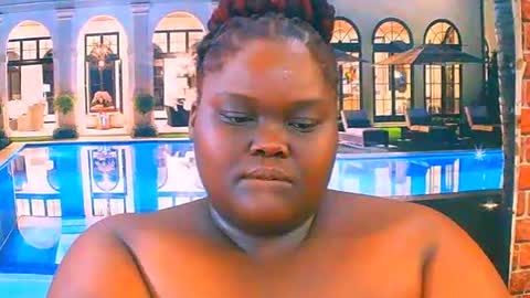 ebonyhotbuns4u2luv online show from August 4, 4:47 pm