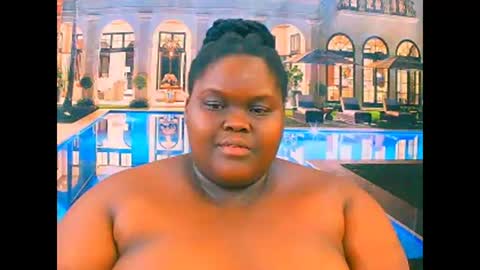 ebonyhotbuns4u2luv online show from December 16, 9:10 pm