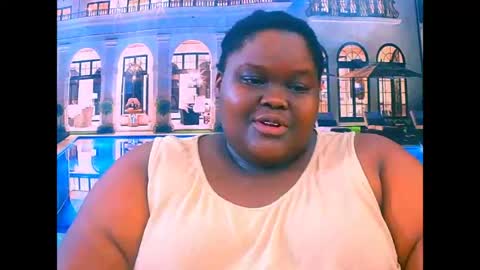 ebonyhotbuns4u2luv online show from June 17, 5:23 am