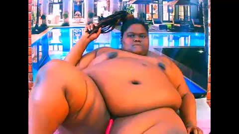 ebonyhotbuns4u2luv online show from April 27, 2:14 pm