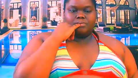 ebonyhotbuns4u2luv online show from June 13, 6:35 am
