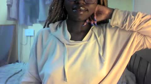Ebonymuse2 online show from April 23, 10:00 pm