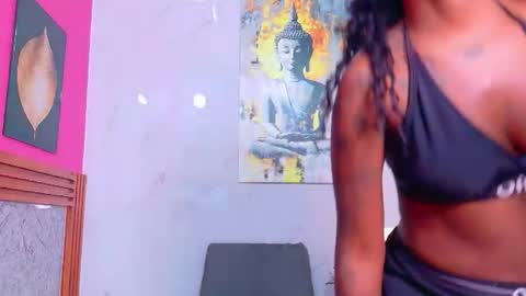 ebonyndsavage online show from July 2, 8:14 pm