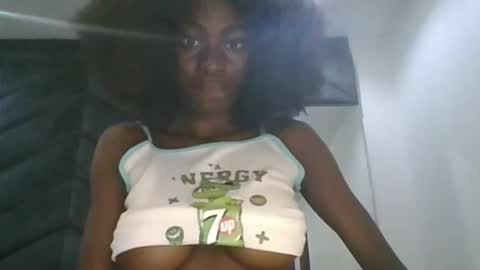 queen online show from October 26, 9:25 pm