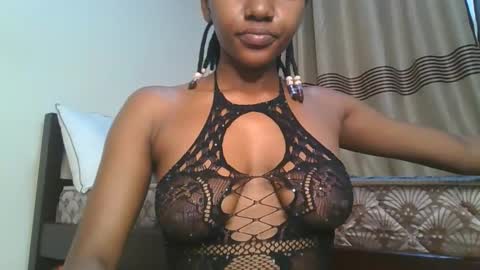 ebonyslut09 online show from May 2, 2:45 pm