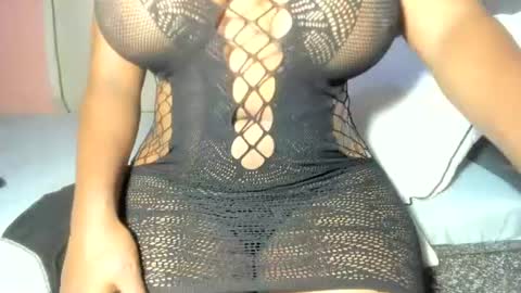 ebonysmiles00 online show from July 10, 9:14 am