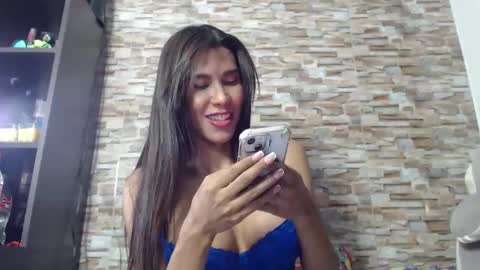 ebonyxprincess online show from May 2, 1:44 am