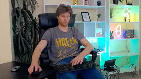 eddie_baker online show from July 16, 10:44 pm