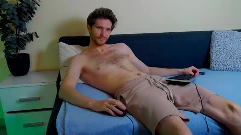 eddie_baker online show from May 20, 1:57 am