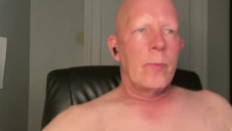 Snapshot of eddygl1968 chatting on September 23, 2:38 am Eddy online show from September 23, 2:38 am