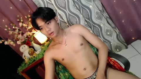 edelcum_xx online show from February 19, 10:12 am