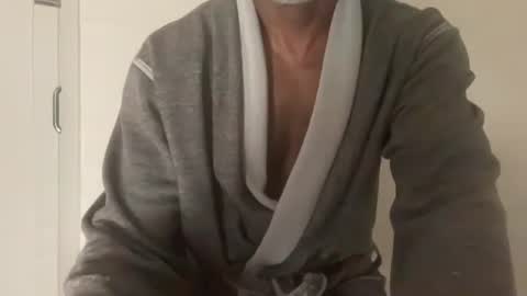 Dad online show from January 18, 4:27 pm