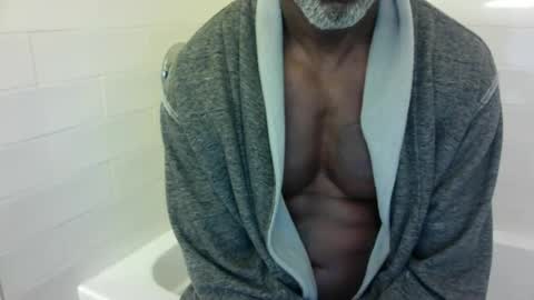 Dad online show from April 29, 5:51 pm