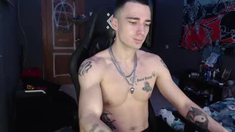 Eduar online show from December 3, 9:10 am