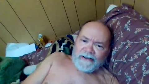 Eddie online show from May 2, 6:14 pm