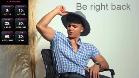 EDWARD CLARCK online show from February 25, 6:03 am