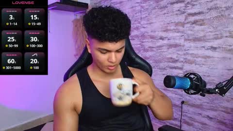 EDWARD CLARCK online show from October 2, 2:32 am