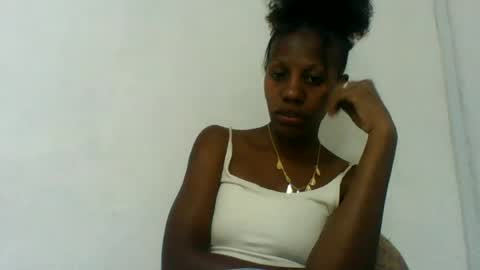 edwige770943 online show from June 17, 10:31 am