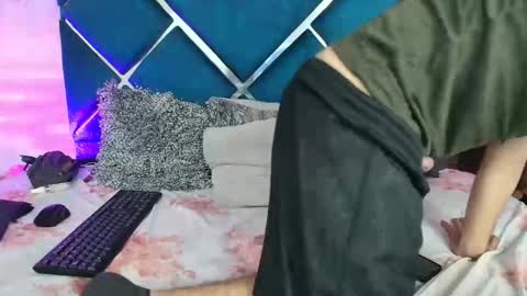 Edwin online show from April 18, 7:58 pm