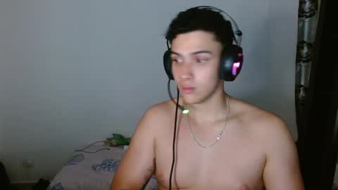 edwisalvatore online show from January 14, 4:57 am