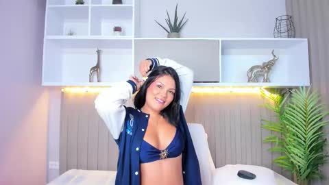 Eelaia online show from March 18, 4:07 am