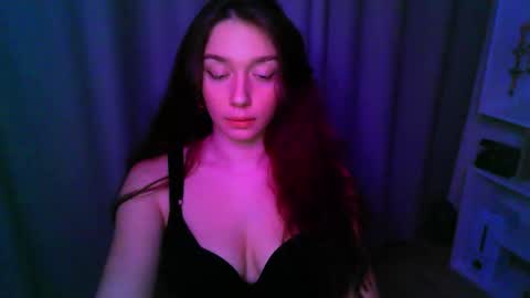 effie_balconii online show from November 17, 2:08 pm
