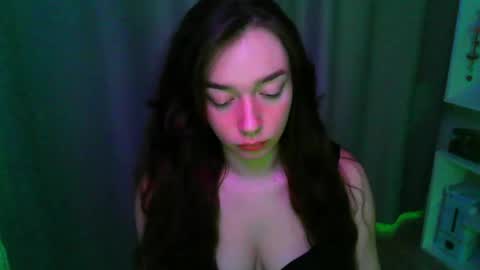 effie_balconii online show from March 15, 3:48 pm