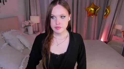 Effie Mur online show from June 30, 9:13 pm