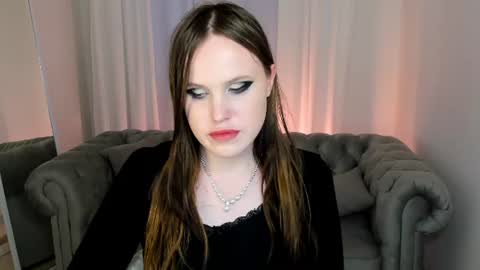Effie Mur online show from July 5, 4:19 am