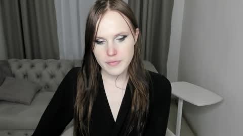 Effie Mur online show from April 24, 8:55 pm